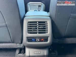 VW T-Roc R-Line 1,5 eTSI DSG LED Plus Anhängerku... Bild 28