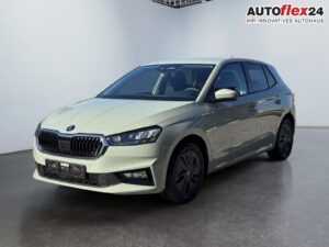 SKODA Fabia Extra Plus 1,5 TSI 2 ZoKlima ACC Navi 2... Bild 2