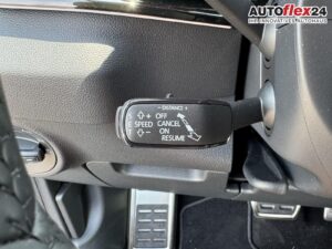 SKODA Karoq Sportline 2,0 TSI 4x4 DSG Leder 2ZKlima... Bild 26