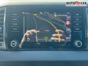 SKODA Karoq Sportline 2,0 TDI DSG 2ZKlimaautomatik ... Bild 19