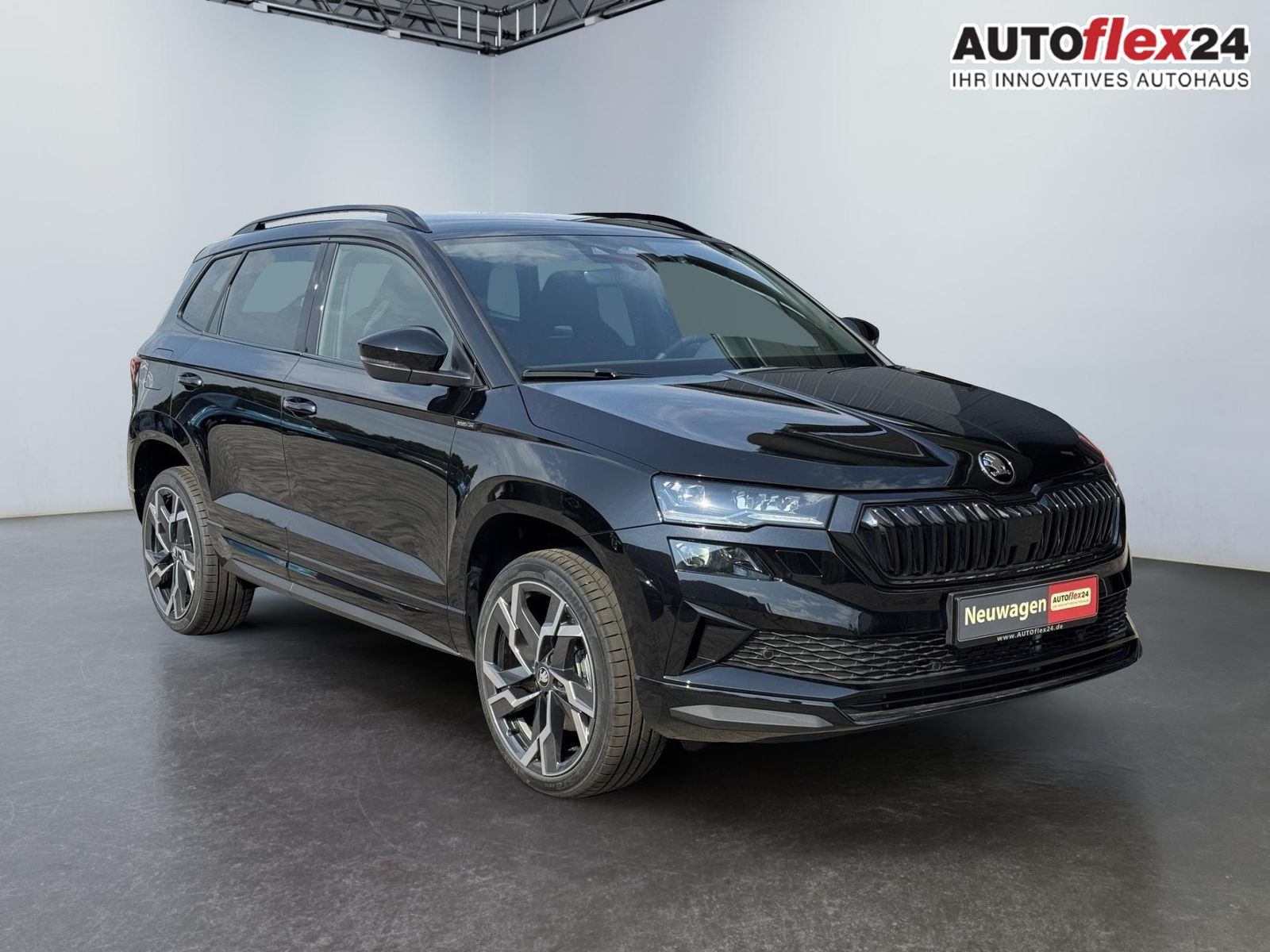 SKODA Karoq Sportline 1,5 TSI DSG 2ZKlimaautomatik ...