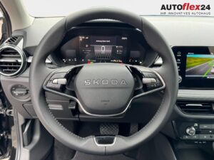 SKODA Fabia Extra Plus 1,5 TSI 2 ZoKlima ACC Navi 2... Bild 13