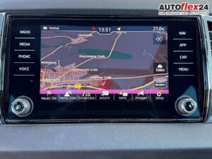 SKODA Karoq Sportline 1,5 TSI DSG Pano Standh Navi ... Bild 23