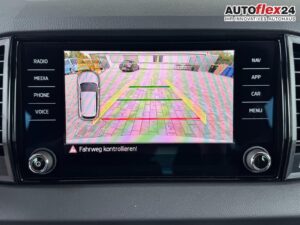 SKODA Karoq Sportline 1,5 TSI DSG 2ZKlimaautomatik ... Bild 18