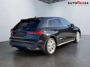 AUDI A3 S line TFSI 150 tronic AHK Matrix ACC elHk... Bild 5