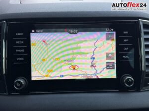 SKODA Karoq Sportline 1,5 TSI DSG Pano Standh Navi ... Bild 20