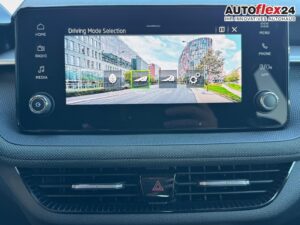SKODA Fabia Extra Plus 1,5 TSI 2 ZoKlima ACC Navi 2... Bild 23