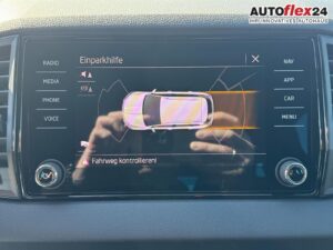 SKODA Karoq Sportline 2,0 TDI DSG 2ZKlimaautomatik ... Bild 20