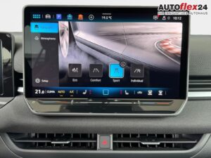 VW T-Roc Life 1,5 eTSI DSG LED Plus Anhängerkupp... Bild 22