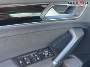 VW Touran 1,4 TSI Highline Navi el Hekl DCC PDC ... Bild 27