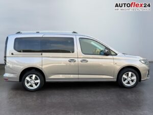 FORD Tourneo Connect Grand Tourneo Titanium 2,0 Klimaau Pano AHK S... Bild 8