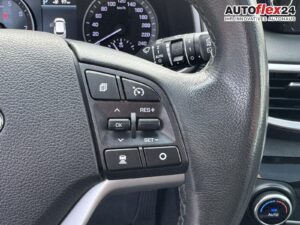 HYUNDAI Tucson 1.6 Passion + 4WD  AT Pan 360° AHK 4xS... Bild 15