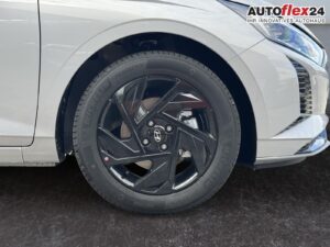 HYUNDAI i20 Black Edition 1,0 T GDI DCT-7 Navigation ... Bild 9