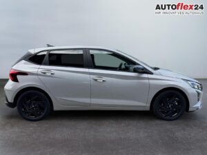 HYUNDAI i20 Black Edition 1,0 T GDI DCT-7 Navigation ... Bild 8