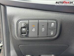 HYUNDAI i20 Black Edition 1,0 T GDI DCT-7 Navigation ... Bild 24