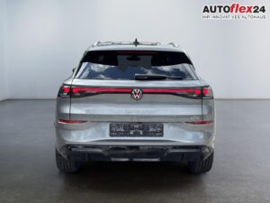VW T-Roc R-Line 1,5 eTSI DSG LED Plus Anhängerku... Bild 4
