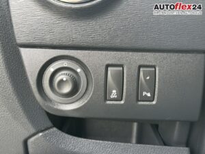 DACIA Lodgy Stepway 1.2 TCe Navi SHZ Alu 7 Sitzer 8... Bild 22