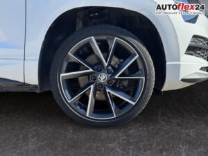 SKODA Karoq Sportline 1,5 TSI DSG Pano Standh Navi ... Bild 9