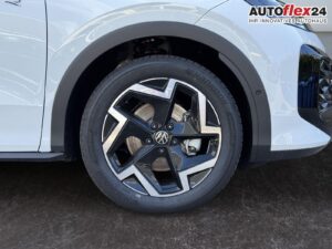 VW T-Roc R-Line 1,5 eTSI DSG LED Plus Anhängerku... Bild 9