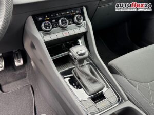 SKODA Karoq Sportline 1,5 TSI DSG 2ZKlimaautomatik ... Bild 16